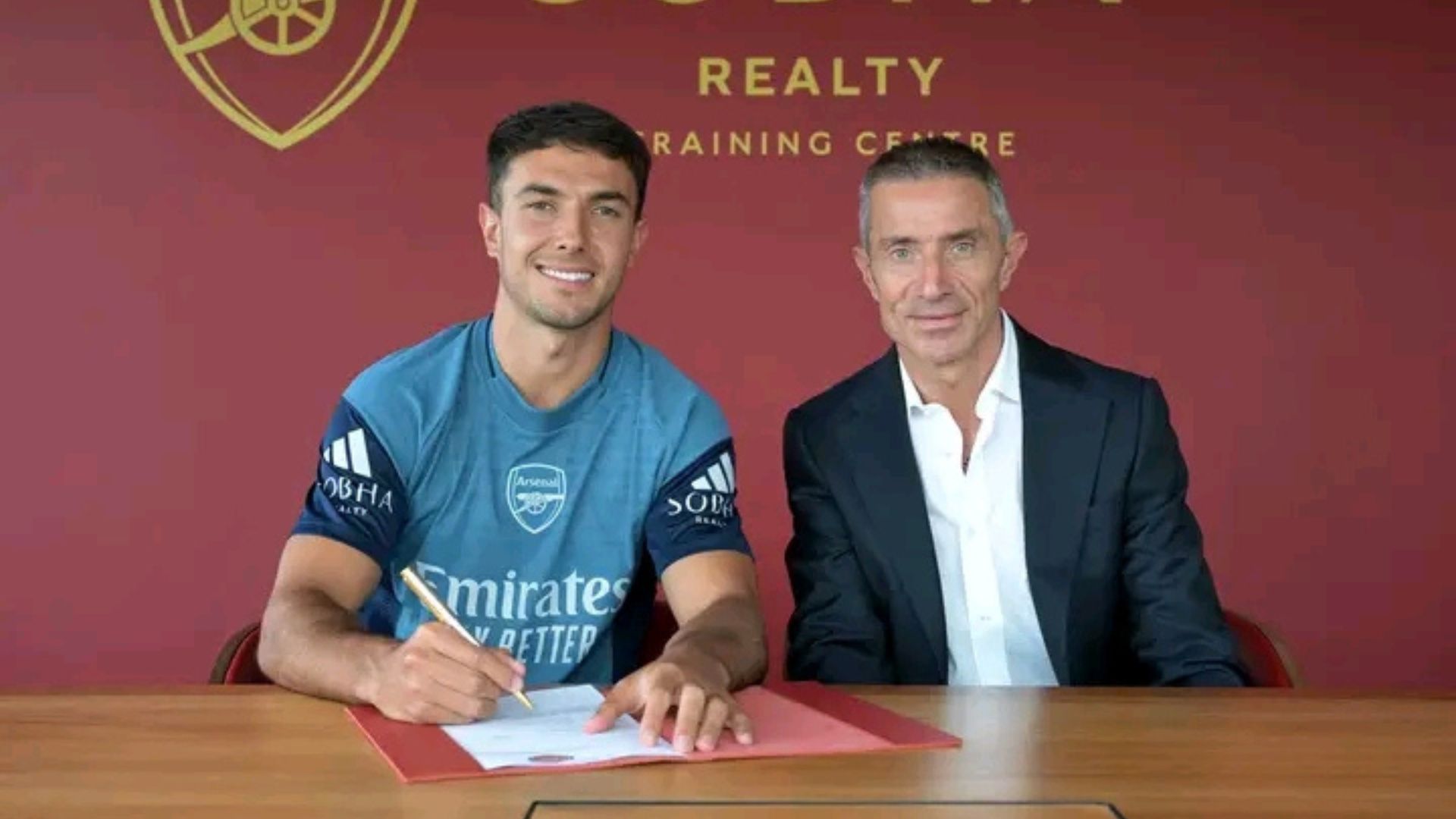 Martin Zubimendi signs for Arsenal.