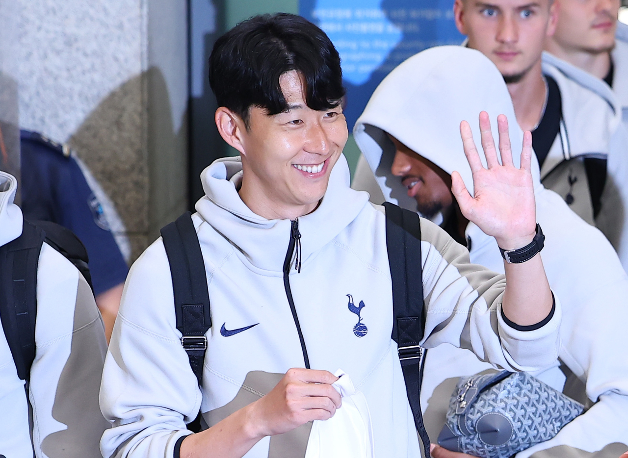 Son Heung-min leaves Tottenham.
