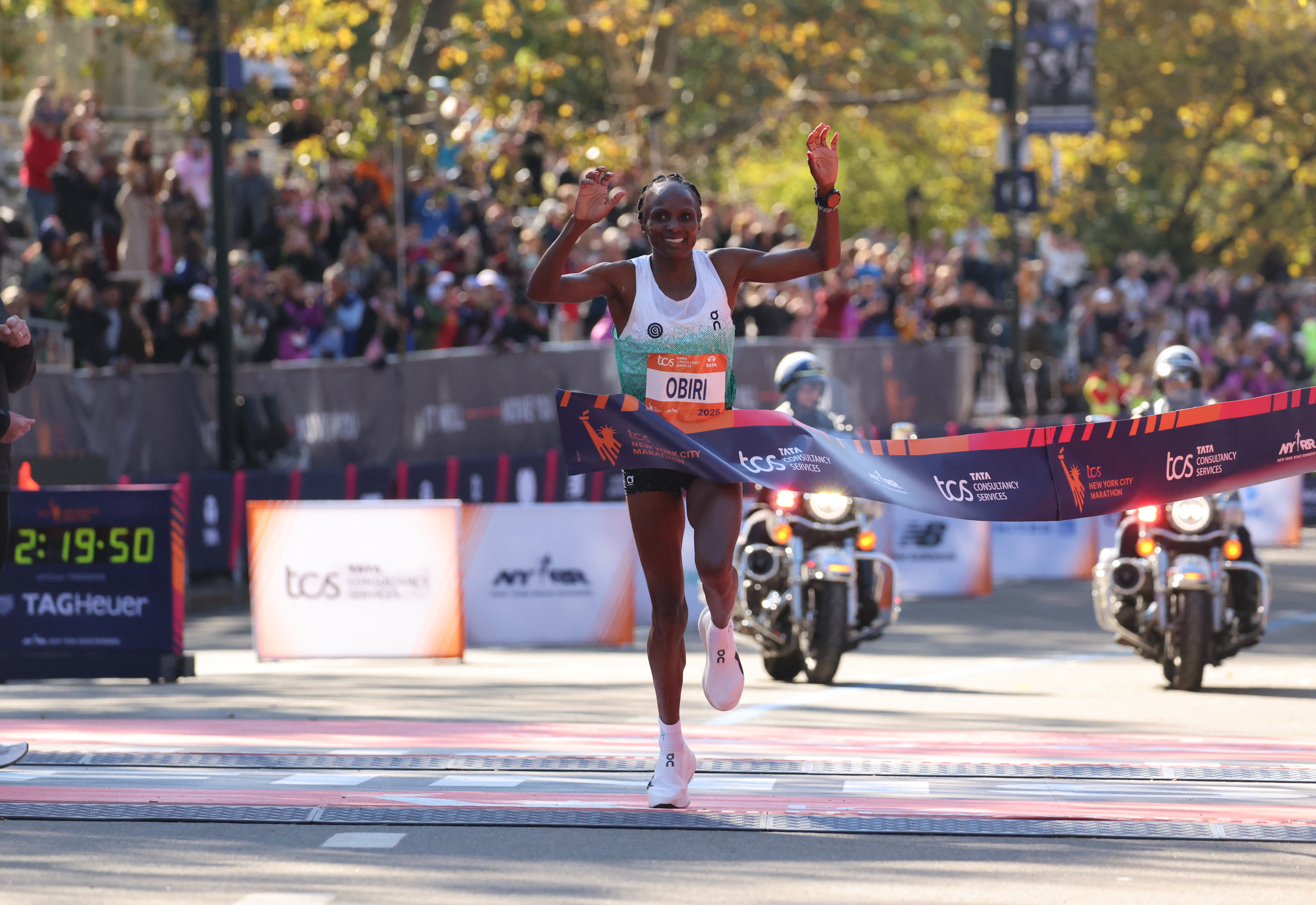 Hellen Obiri wins New York City Marathon 2025