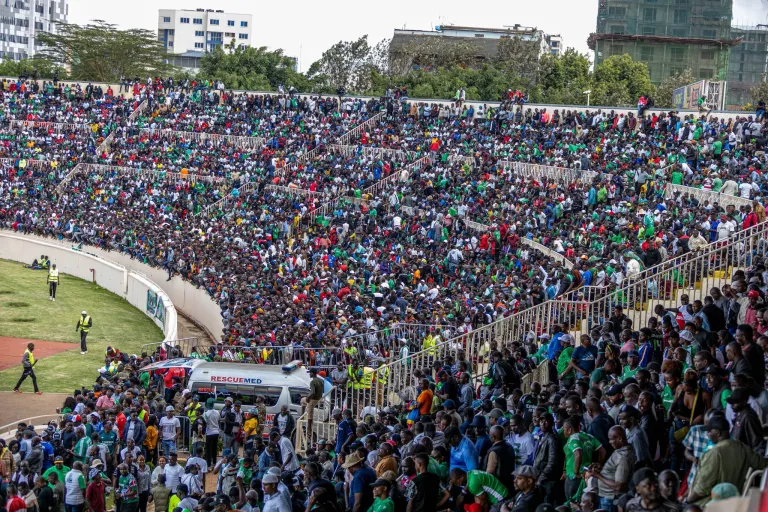 Gor Mahia Head Coach Charles Akonnor has admitted that the team is fully aware of the pressure from the fans to win the derby ahead of the 99th Mashemeji Derby this Sunday at the Nyayo National Stadium.